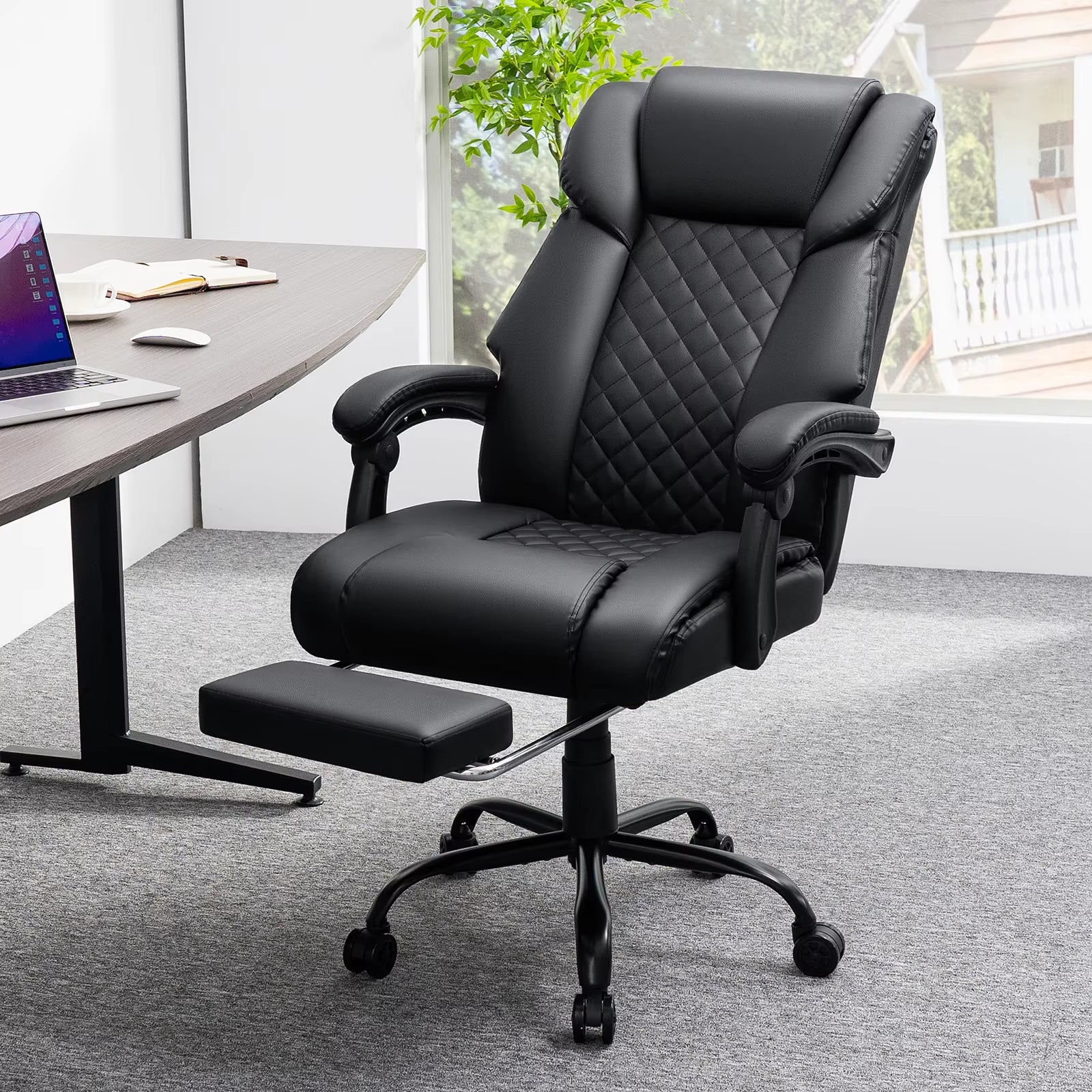 Black Massage Office Chair Foot Rest Heat 7 Points Vibration Ergonomic Executive Office Chair W/ Footrest Reclining Home Office